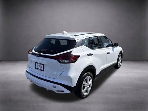 Fresh Powder 2024 Nissan Kicks S