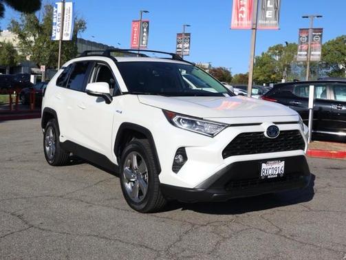 2021 Toyota RAV4 Hybrid XLE Premium