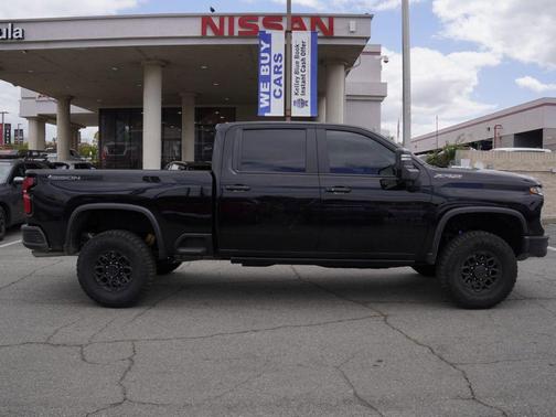 Black 2025 Chevrolet Silverado 2500 ZR2