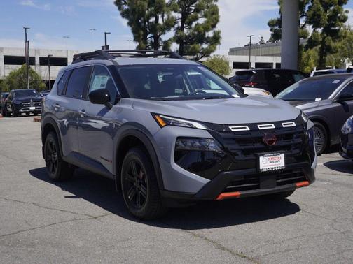 Boulder Gray Metallic 2026 Nissan Rogue Rock Creek