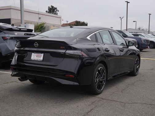 Black 2026 Nissan Sentra SR