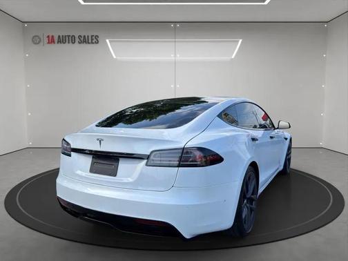 Pearl White Multi-Coat 2022 Tesla Model S Dual Motor All-Wheel Drive