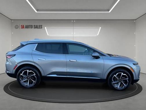 2024 Chevrolet Equinox EV 2LT