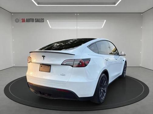 2022 Tesla Model Y Performance Dual Motor All-Wheel Drive