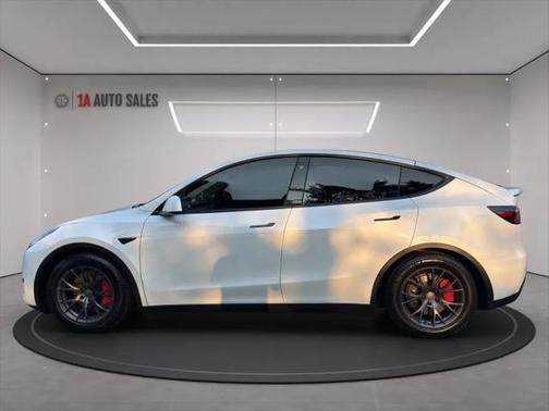 2022 Tesla Model Y Performance Dual Motor All-Wheel Drive