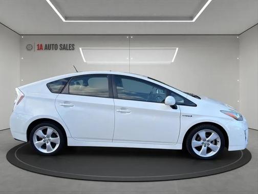 2011 Toyota Prius IV