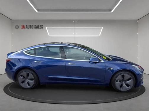 2019 Tesla Model 3 Long Range