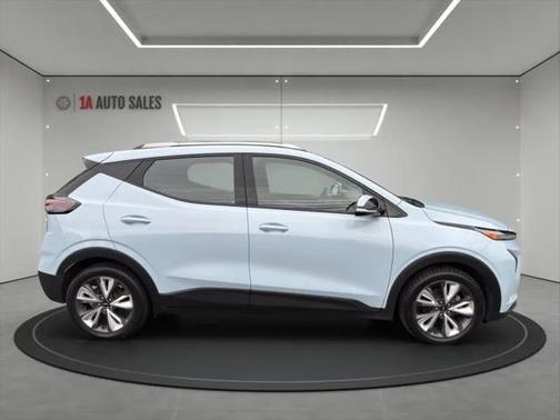 2023 Chevrolet Bolt EUV FWD LT