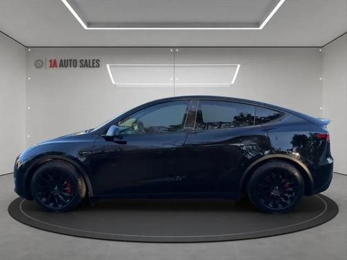Black 2021 Tesla Model Y Performance Dual Motor All-Wheel Drive