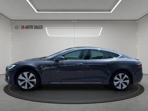 2020 Tesla Model S Long Range Plus