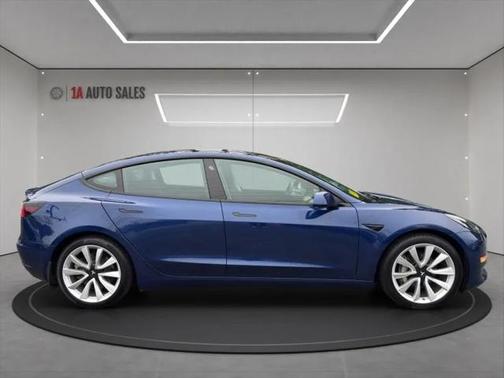 2021 Tesla Model 3 Long Range