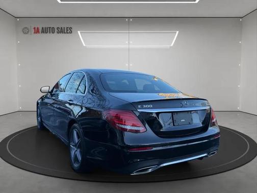 2018 Mercedes-Benz E-Class 4MATIC