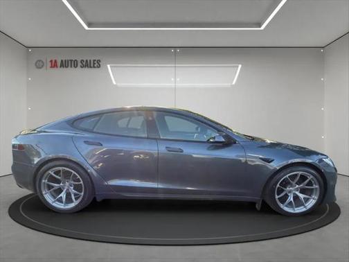 2021 Tesla Model S Long Range