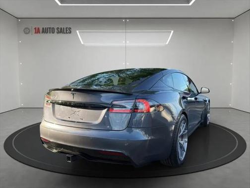 2021 Tesla Model S Long Range