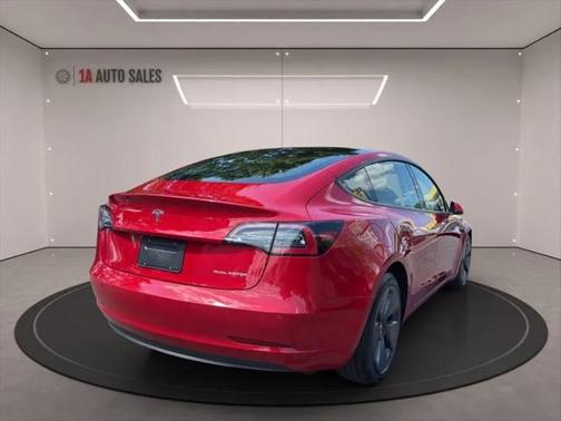 2022 Tesla Model 3 Long Range