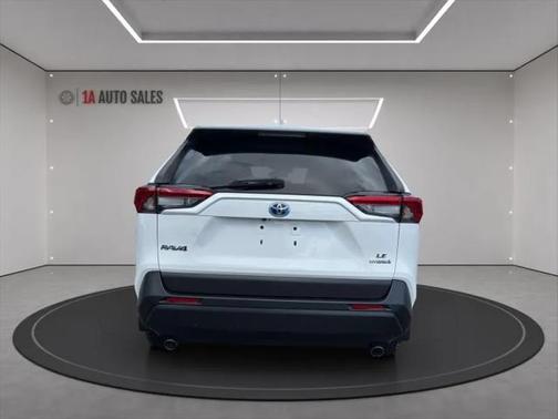 2020 Toyota RAV4 Hybrid LE