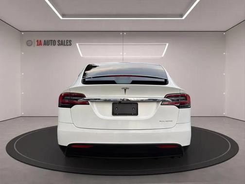 2020 Tesla Model X Long Range Dual Motor All-Wheel Drive