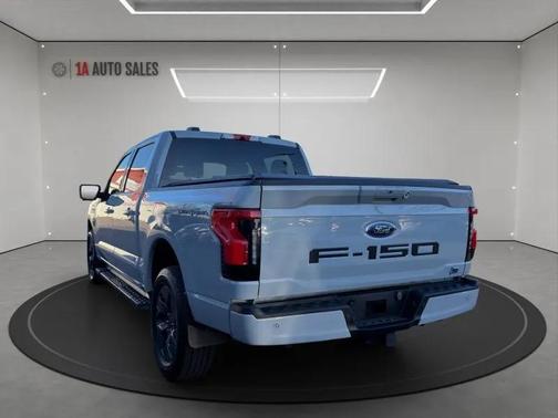 2023 Ford F-150 Lightning XLT