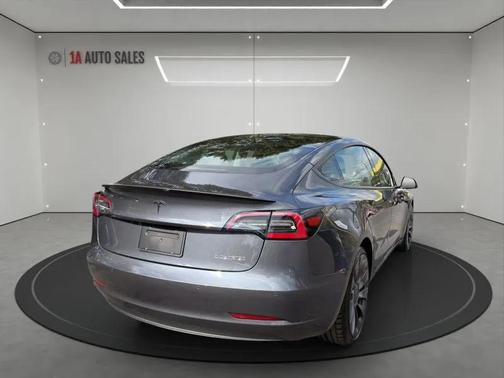 2021 Tesla Model 3 Performance