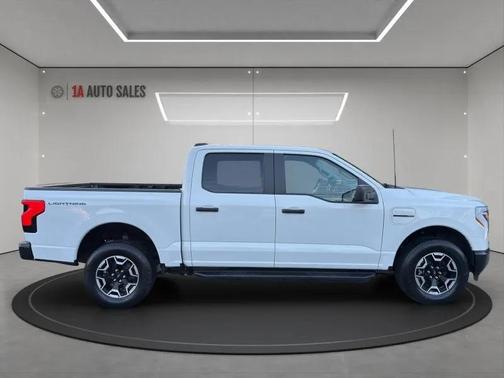 2023 Ford F-150 Lightning Pro