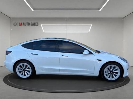 2021 Tesla Model 3 Long Range