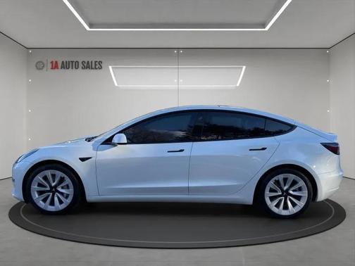 2021 Tesla Model 3 Long Range