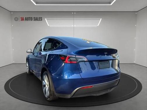 2024 Tesla Model Y Long Range Dual Motor All-Wheel Drive