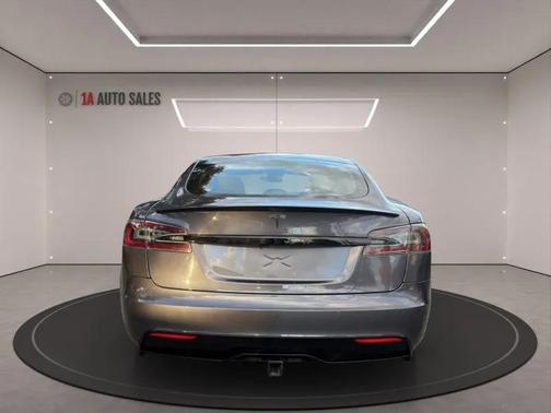 2021 Tesla Model S Long Range