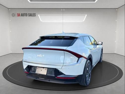 2022 Kia EV6 Wind