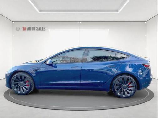 2023 Tesla Model 3 Performance