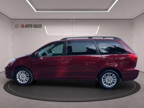 2009 Toyota Sienna XLE