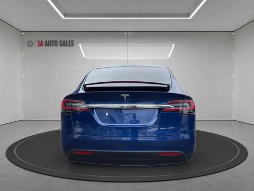 2020 Tesla Model X Long Range Plus Dual Motor All-Wheel Drive