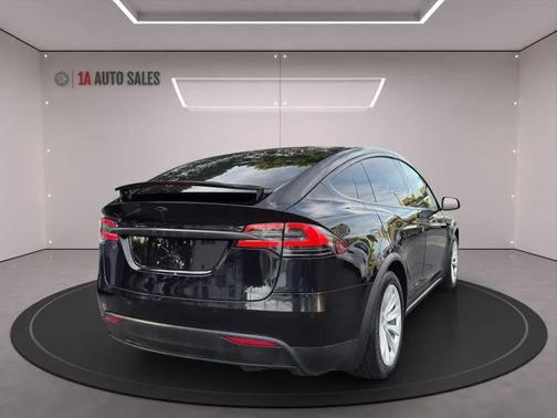2018 Tesla Model X 75D