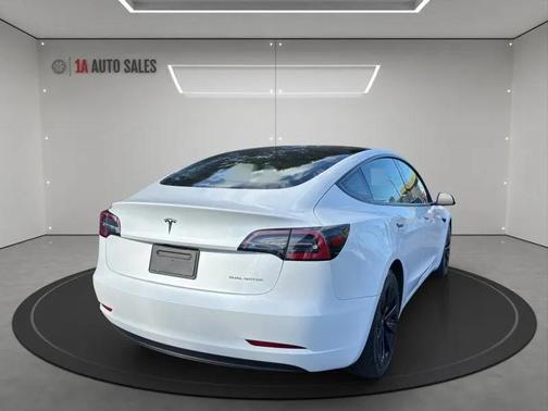 2021 Tesla Model 3 Long Range
