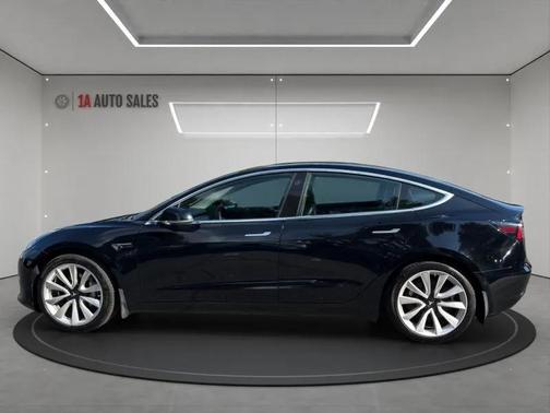 2019 Tesla Model 3 Standard Range Plus