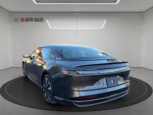 Quantum Gray Metallic 2023 Lucid Air Pure