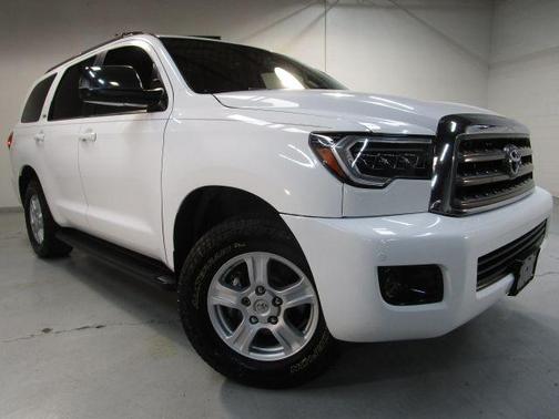 Super White 2016 Toyota Sequoia SR5