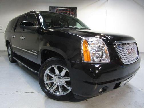 2011 GMC Yukon XL 1500 Denali