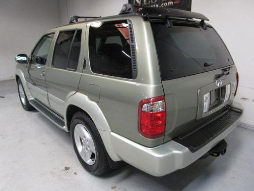 Millennium Jade / Silver Sage 2002 INFINITI QX4