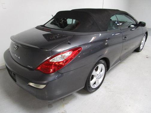 Gray Metallic 2008 Toyota Camry Solara SLE