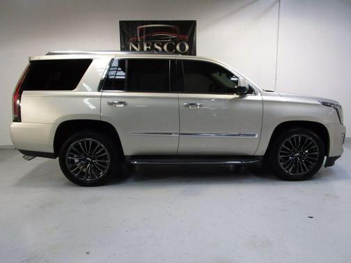 2015 Cadillac Escalade Premium