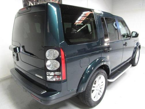 2016 Land Rover LR4 Base