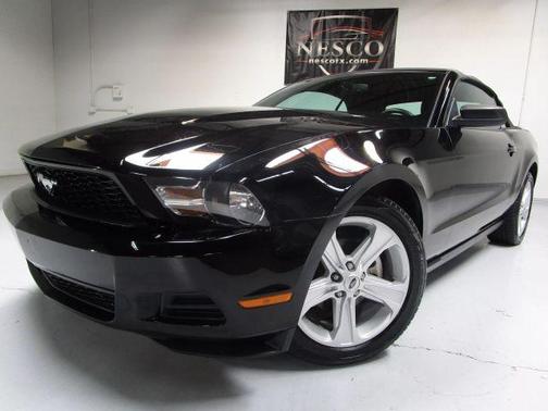 2010 Ford Mustang V6 Premium