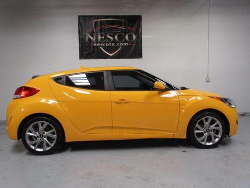 2016 Hyundai Veloster Base