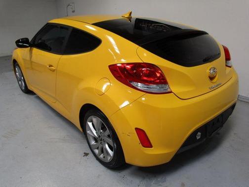 2016 Hyundai Veloster Base