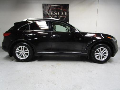2011 INFINITI FX35 Base