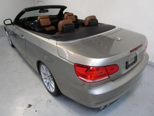 2010 BMW 328 i