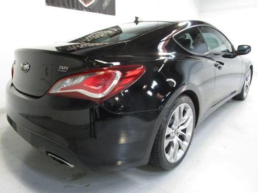 2014 Hyundai Genesis Coupe 2.0T R-Spec