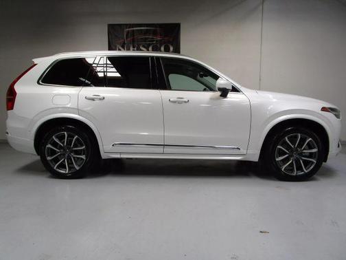 2017 Volvo XC90 T6 Inscription