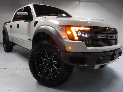 Terrain 2013 Ford F-150 SVT Raptor